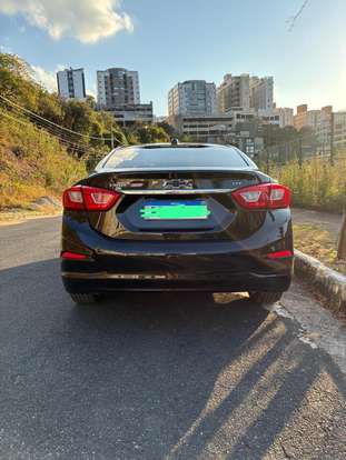 CHEVROLET-CRUZE-2018