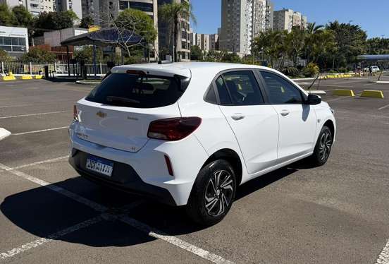 CHEVROLET-ONIX-2023
