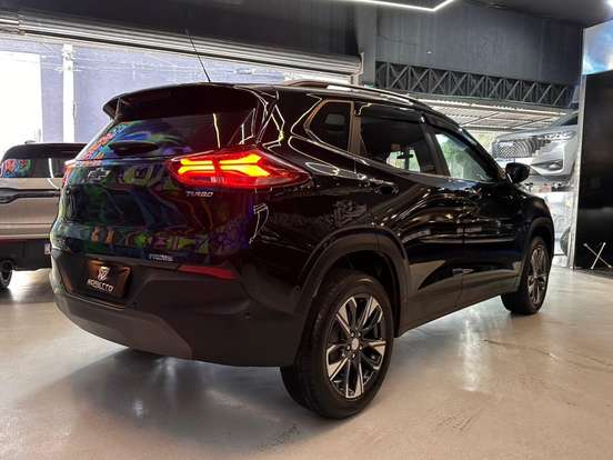 CHEVROLET-TRACKER-2024