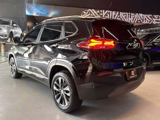 CHEVROLET-TRACKER-2024