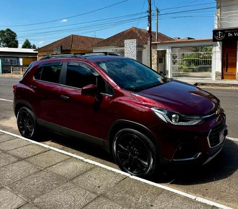 CHEVROLET-TRACKER-2017