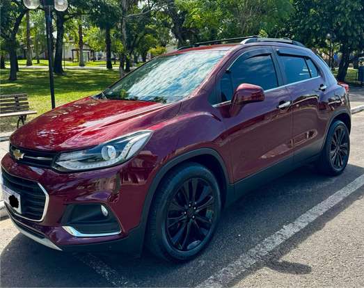 CHEVROLET-TRACKER-2017
