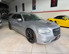 CHRYSLER 300 C 3.6 V6 GASOLINA AUTOMÁTICO CHRYSLER 300 C 3.6 V6 GASOLINA AUTOMÁTICO