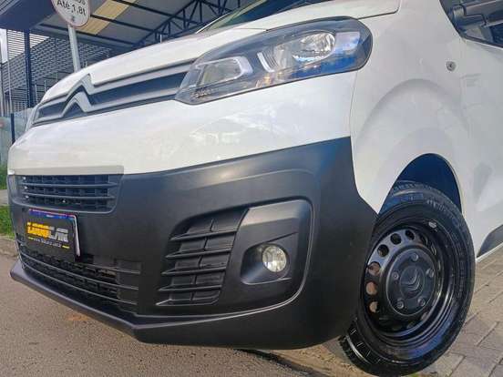 CITROËN-JUMPY-2021