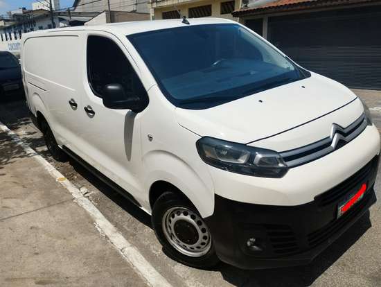 CITROËN-JUMPY-2021