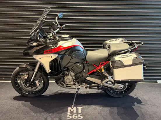 DUCATI-MULTISTRADA 1200 V4 RALLY ADVENTURE-2024