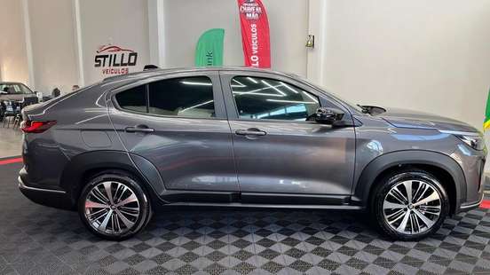 FIAT-FASTBACK-2024
