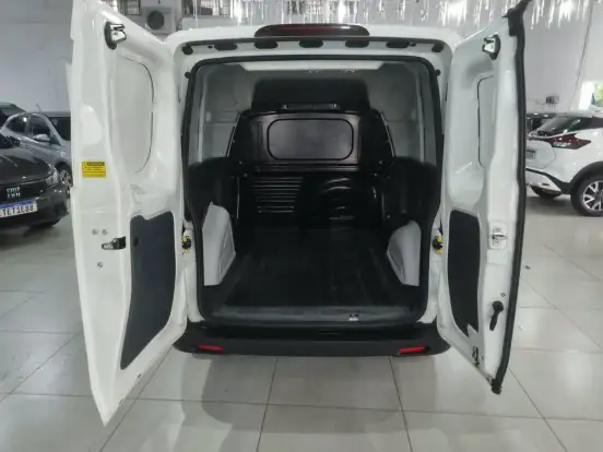 FIAT-FIORINO-1.4 MPI FURGÃO ENDURANCE 8V FLEX 2P MANUAL FIAT-FIORINO-2023