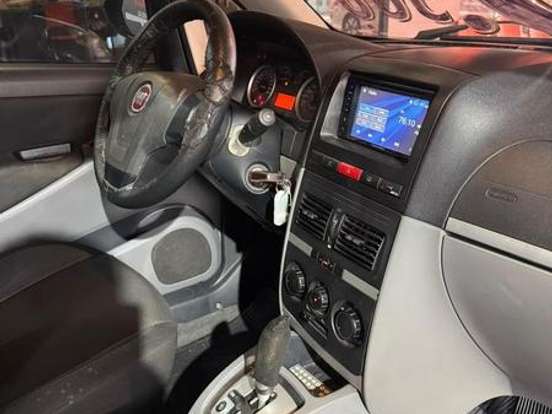 FIAT-IDEA-1.6 MPI ESSENCE 16V FLEX 4P AUTOMATIZADO FIAT-IDEA-2011