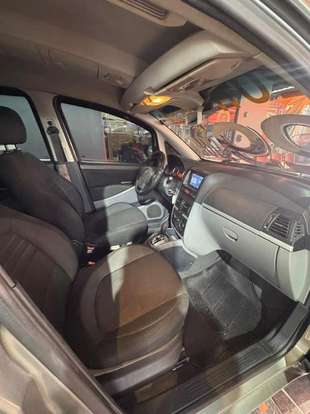 FIAT-IDEA-1.6 MPI ESSENCE 16V FLEX 4P AUTOMATIZADO FIAT-IDEA-2011