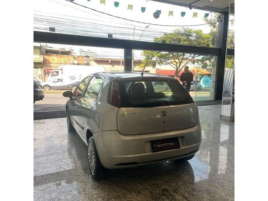 FIAT-PUNTO-2011
