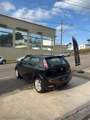 FIAT-PUNTO-1.6 ESSENCE 16V FLEX 4P MANUAL FIAT-PUNTO-2015