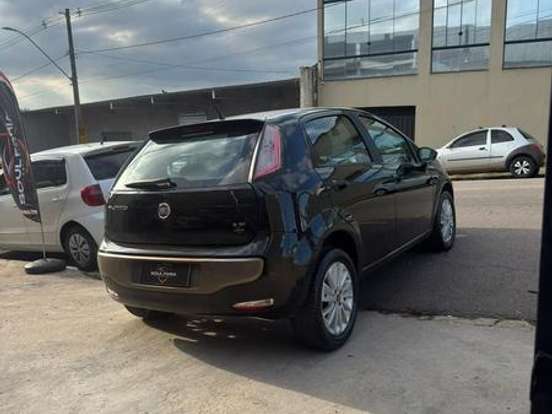 FIAT-PUNTO-1.6 ESSENCE 16V FLEX 4P MANUAL FIAT-PUNTO-2015