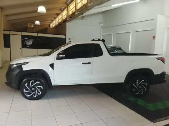 FIAT-STRADA-2024