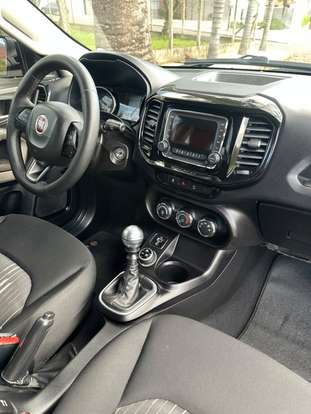 FIAT-TORO-2016