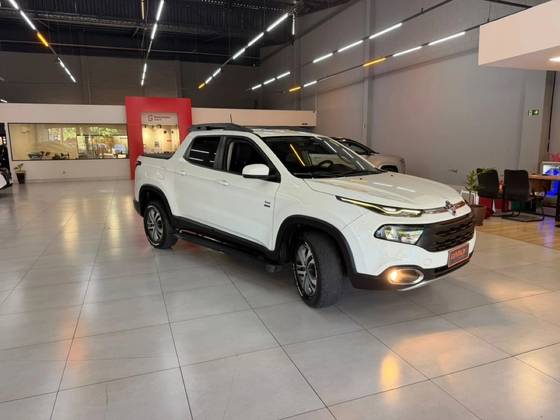 FIAT TORO 2.0 16V TURBO DIESEL FREEDOM 4WD AT9