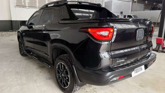 FIAT-TORO-2023
