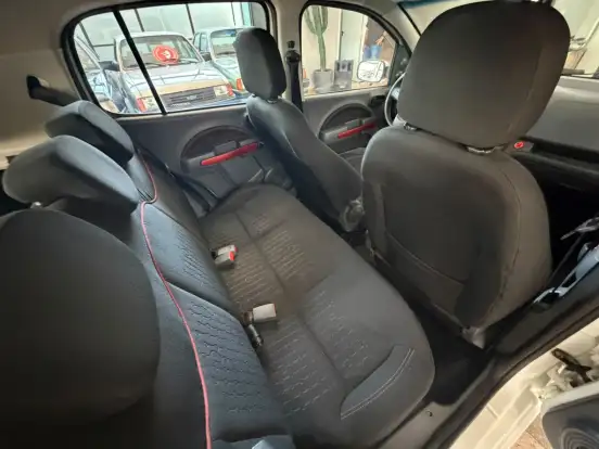 FIAT-UNO-1.4 EVO SPORTING 8V FLEX 4P MANUAL FIAT-UNO-2013