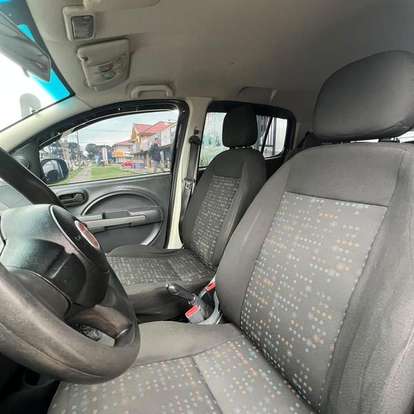 FIAT-UNO-2013