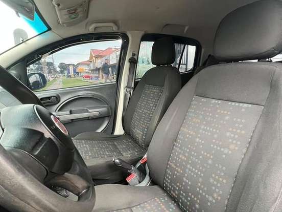 FIAT-UNO-1.0 EVO VIVACE 8V FLEX 2P MANUAL FIAT-UNO-2013