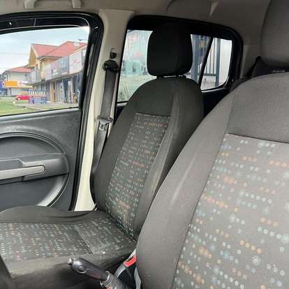 FIAT-UNO-2013