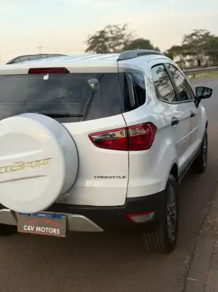 FORD-ECOSPORT-2012