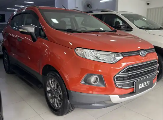 FORD-ECOSPORT-2012