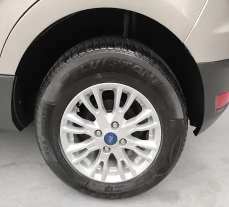 FORD-ECOSPORT-2014