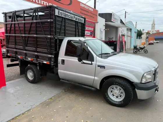 FORD F-350 3.9 TURBO INTERCOOLER DIESEL 2P MANUAL