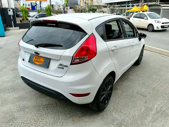 FORD-FIESTA-2018