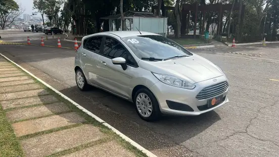 FORD-FIESTA-2015