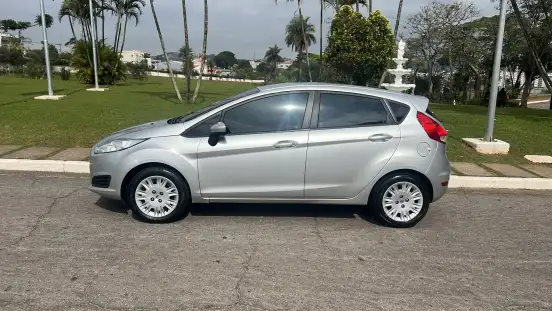 FORD-FIESTA-2015