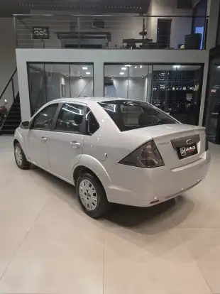 FORD-FIESTA-2011