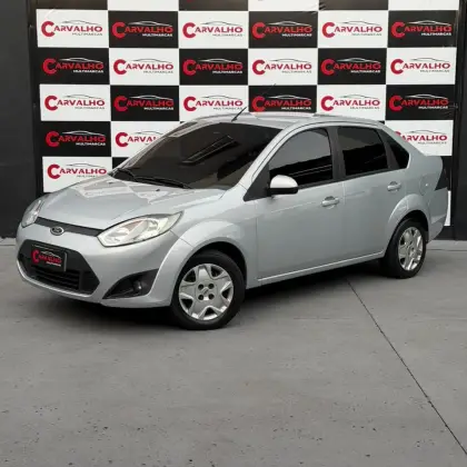 FORD FIESTA 1.6 ROCAM SEDAN 8V FLEX 4P MANUAL