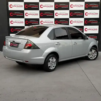FORD-FIESTA-2013