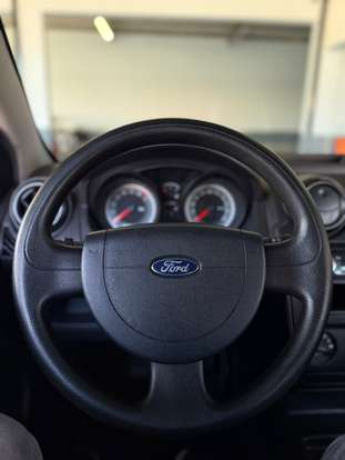 FORD-FIESTA-2011