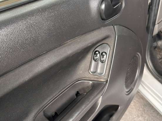 FORD-FIESTA-1.0 ROCAM 8V FLEX 4P MANUAL FORD-FIESTA-2012