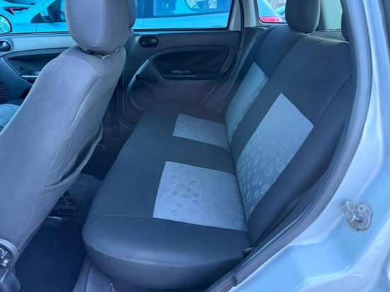 FORD-FIESTA-1.0 ROCAM SE PLUS HATCH 8V FLEX 4P MANUAL FORD-FIESTA-2013