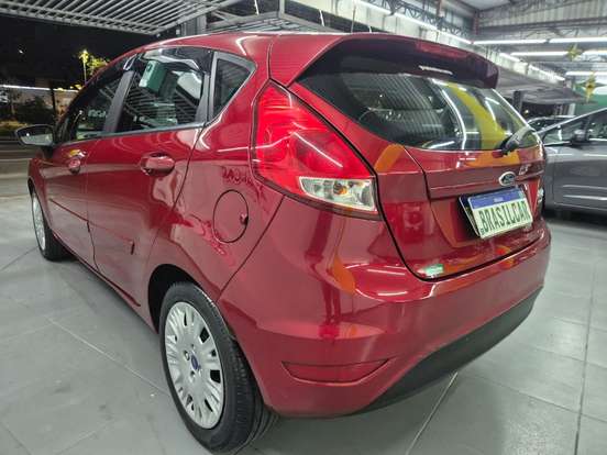 FORD-FIESTA-2016