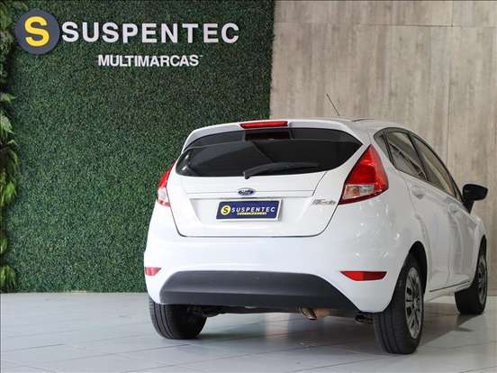 FORD-FIESTA-2014