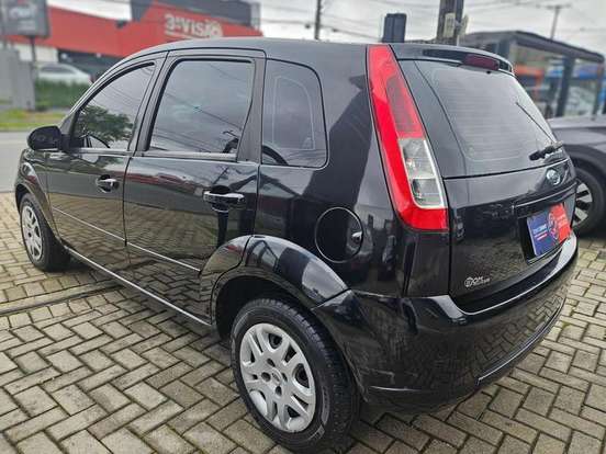 FORD-FIESTA-2008