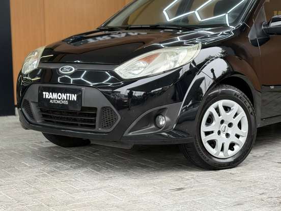 FORD-FIESTA-2013
