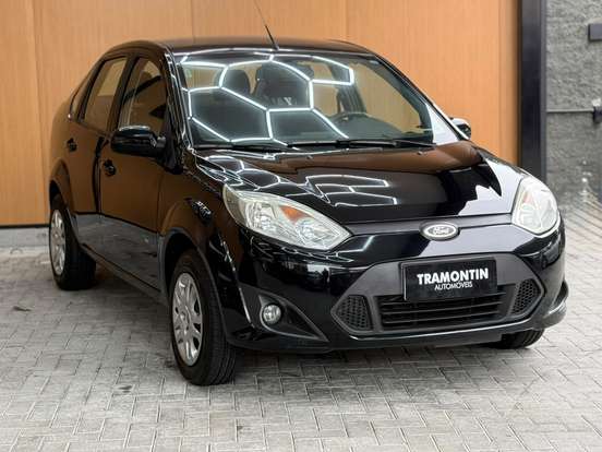 FORD-FIESTA-2013