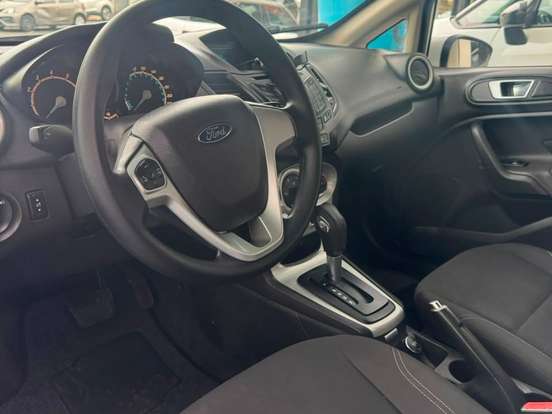 FORD-FIESTA-1.6 SE SEDAN 16V FLEX 4P POWERSHIFT FORD-FIESTA-2015