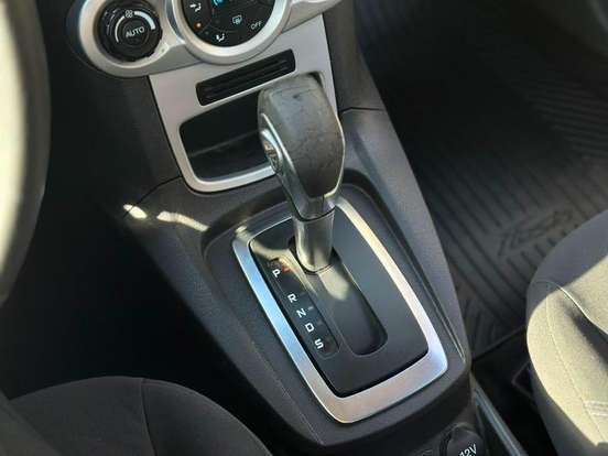 FORD-FIESTA-1.6 TITANIUM HATCH 16V FLEX 4P POWERSHIFT FORD-FIESTA-2016