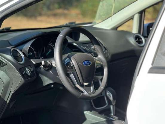 FORD-FIESTA-2016