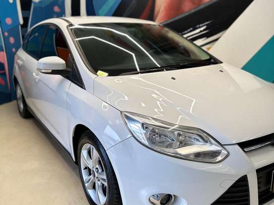FORD-FOCUS-1.6 SE 16V FLEX 4P POWERSHIFT FORD-FOCUS-2014