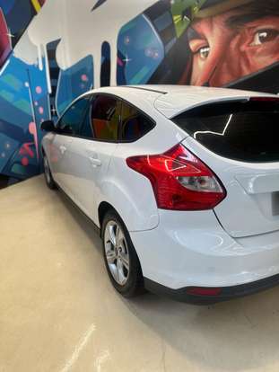 FORD-FOCUS-2014