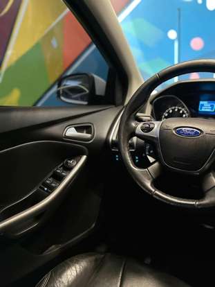FORD-FOCUS-2014
