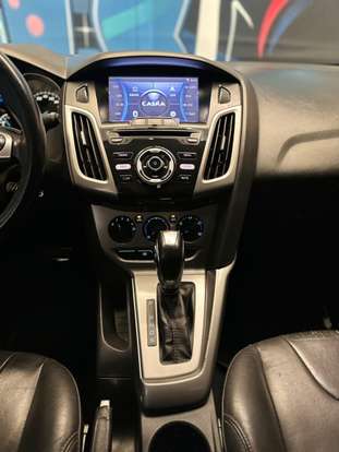 FORD-FOCUS-2014